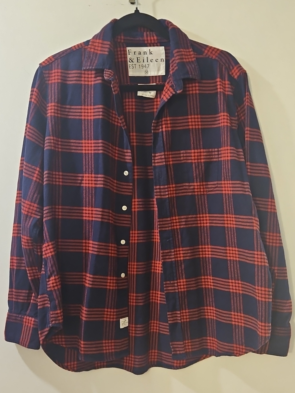 Frank & Eileen Red and Navy Plaid Button-Down Shirt Size M